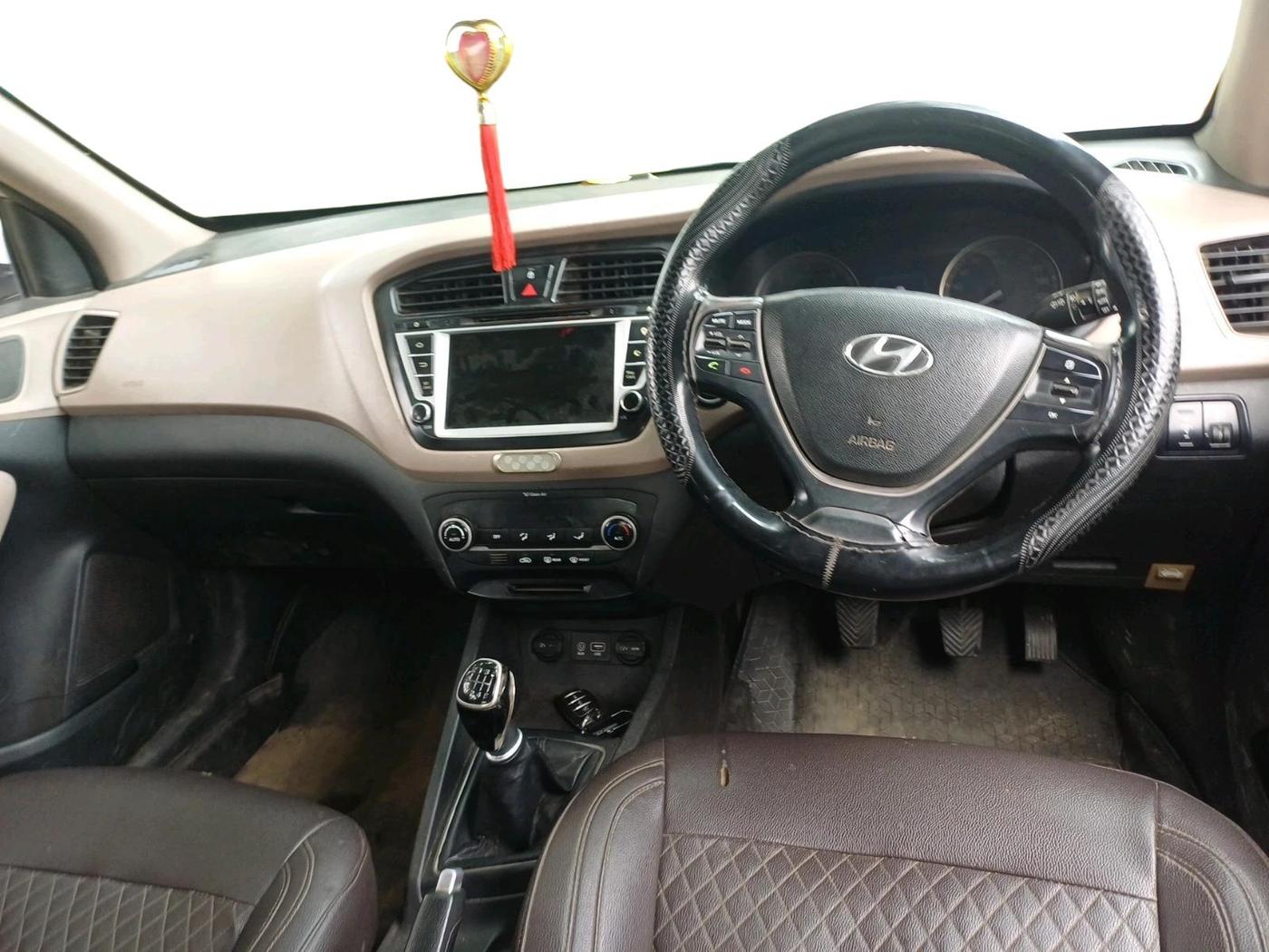 2014 Hyundai Elite i20 ASTA 1.4 CRDI (O), Diesel, Manual, 1,57,815 km, interior