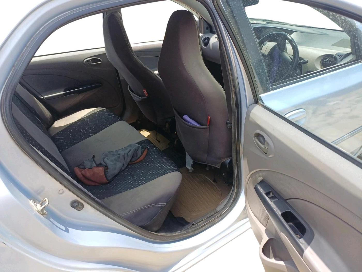 2011 Toyota Etios G, CNG, Manual, 2,70,772 km, interior