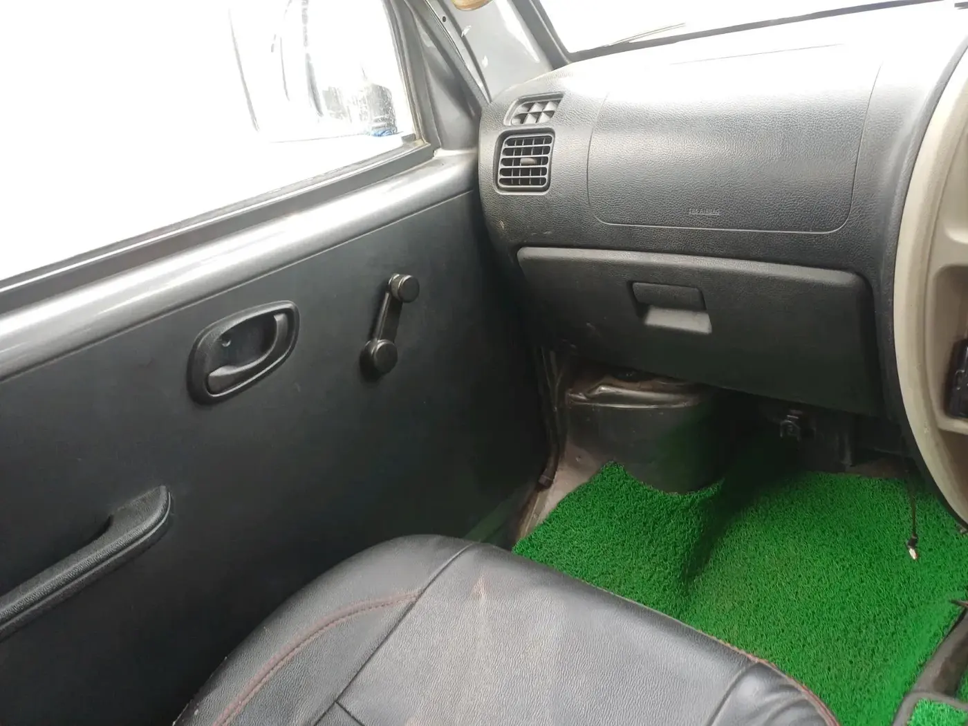 2023 Maruti Eeco 5 STR AC CNG, CNG, Manual, 42,223 km, interior