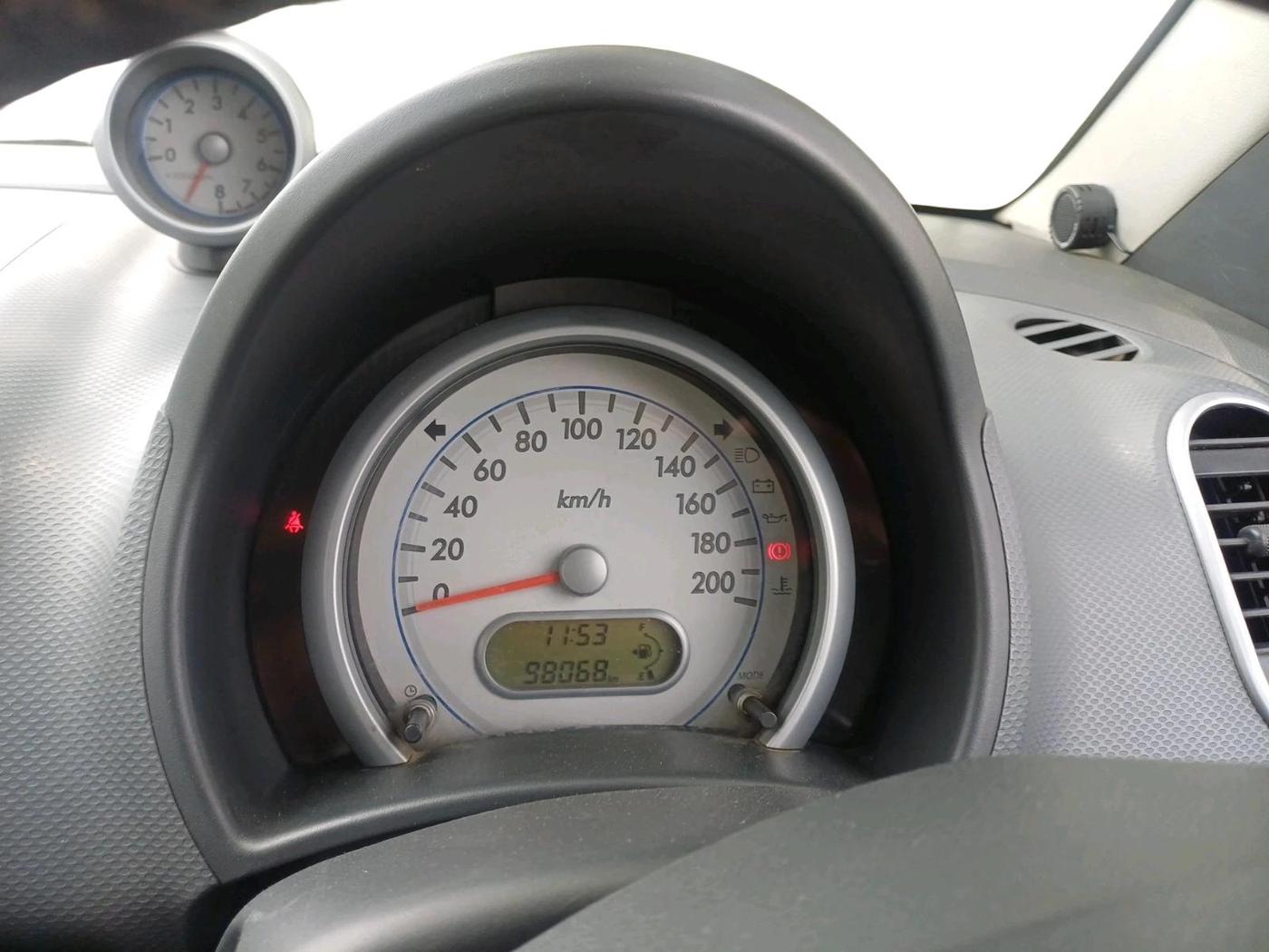 2013 Maruti Ritz VXI, Petrol, Manual, 98,068 km, interior