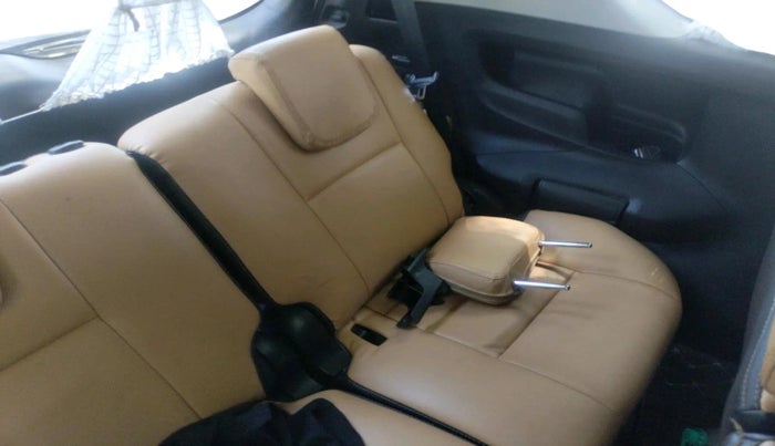 2019 Toyota Innova Crysta 2.4 VX 8 STR, Diesel, Manual, 1,40,494 km, interior