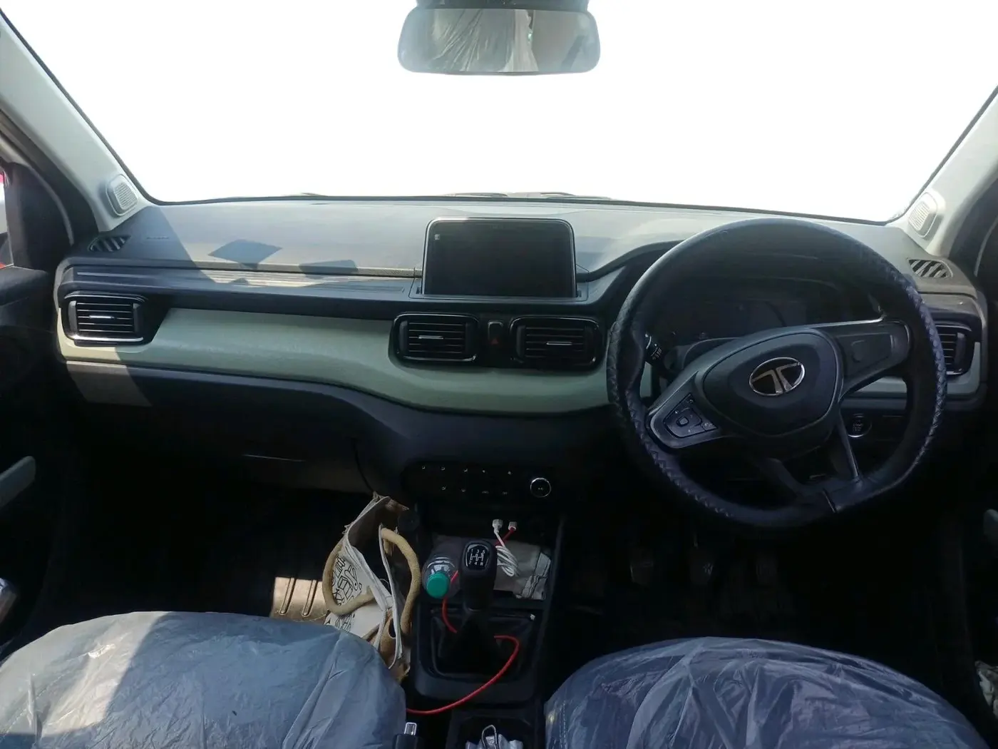 2025 Tata PUNCH Adventure Plus (S) iCNG, CNG, Manual, 11,084 km, interior