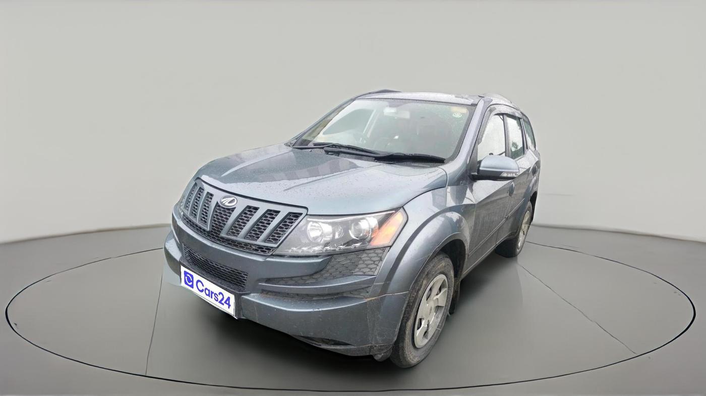 2013 Mahindra XUV500 W4, Diesel, Manual, 1,05,948 km, exterior