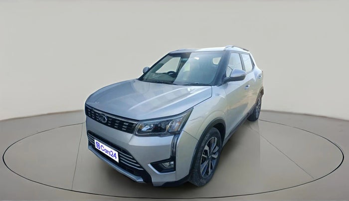 2020 Mahindra XUV300 W8 (O) 1.5 DIESEL, Diesel, Manual, 1,75,019 km, exterior