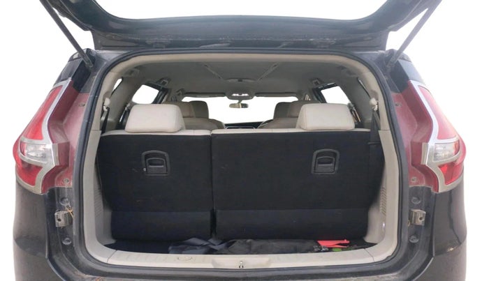 2018 Mahindra MARAZZO M8 7 STR, Diesel, Manual, 1,11,449 km, exterior