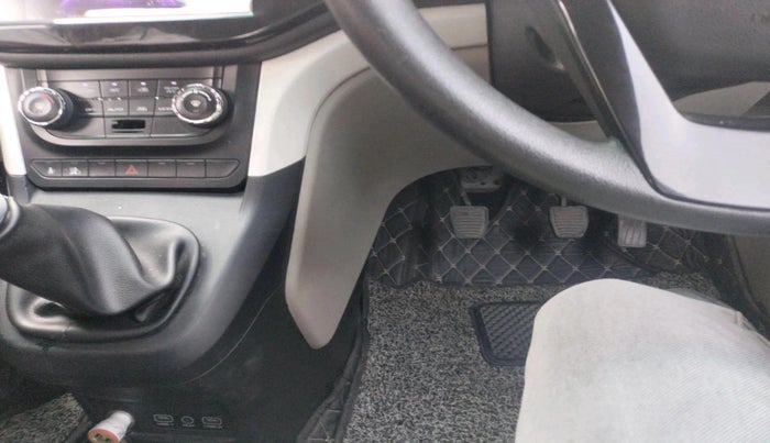 2018 Mahindra MARAZZO M8 7 STR, Diesel, Manual, 1,11,449 km, interior