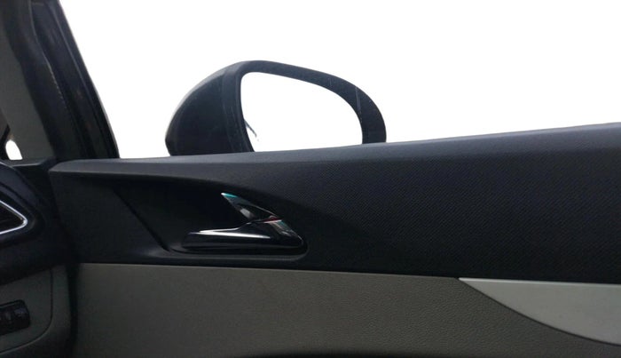 2018 Mahindra MARAZZO M8 7 STR, Diesel, Manual, 1,11,449 km, interior