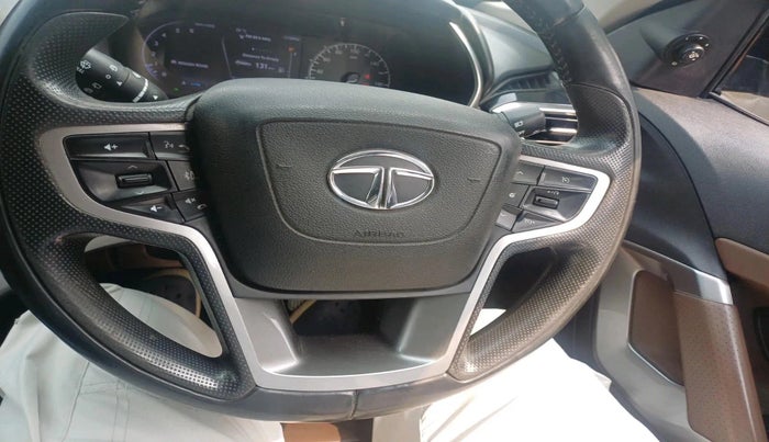2019 Tata Harrier XZ 2.0L, Diesel, Manual, 1,55,378 km, interior