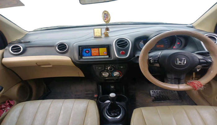 2014 Honda Mobilio 1.5L I-DTEC S, Diesel, Manual, 1,01,364 km, interior