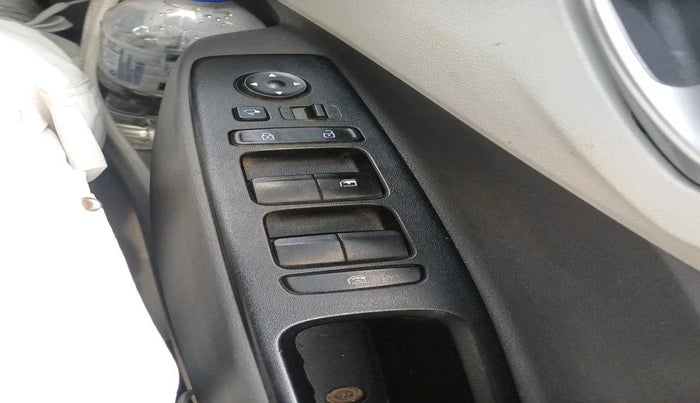 2021 Hyundai GRAND I10 NIOS SPORTZ 1.2 KAPPA VTVT, Petrol, Manual, 76,654 km, interior