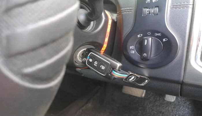 2019 Tata Hexa XTA 4X2 6 STR, Diesel, Automatic, 95,515 km, interior