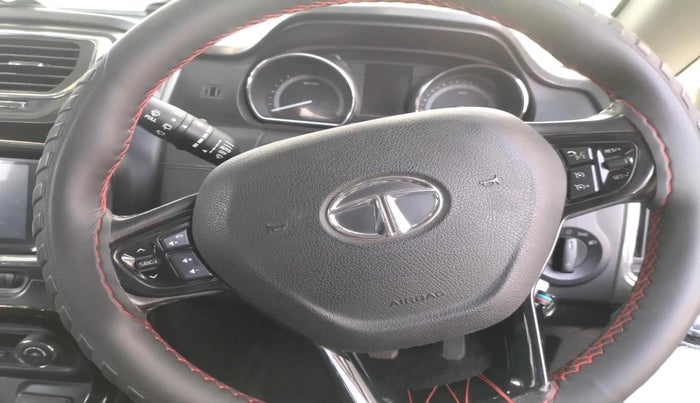 2019 Tata Hexa XTA 4X2 6 STR, Diesel, Automatic, 95,515 km, interior