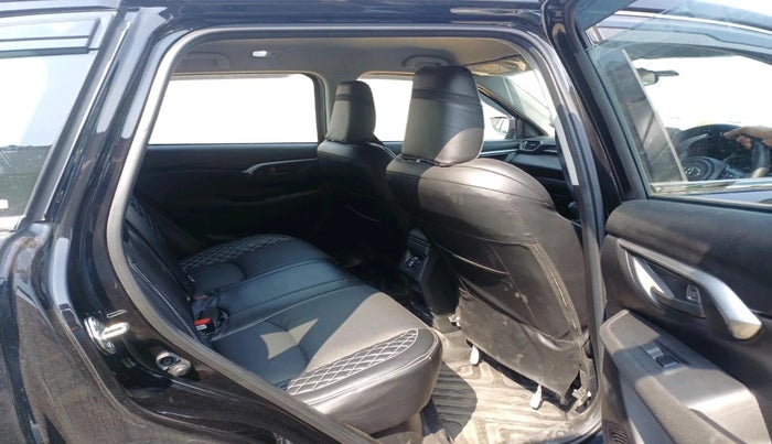 2025 Toyota URBAN CRUISER HYRYDER E NEO DRIVE, Petrol, Manual, 2,107 km, interior