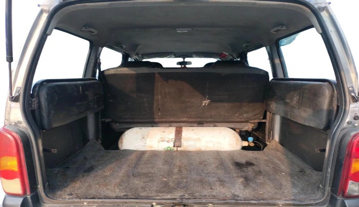 2022 Maruti Eeco 7 STR STD(O), CNG, Manual, 74,860 km, exterior