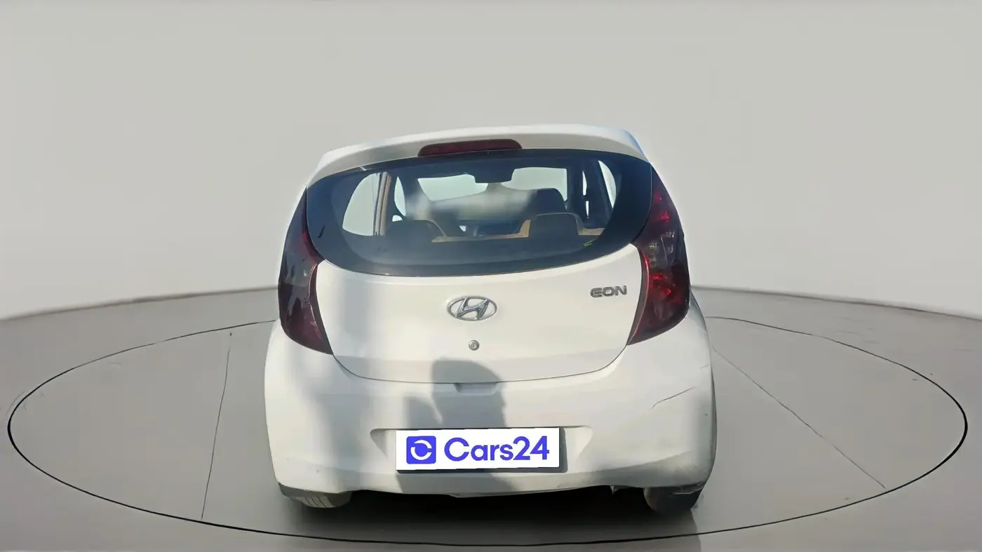 2018 Hyundai Eon MAGNA +, Petrol, Manual, 20,653 km, exterior