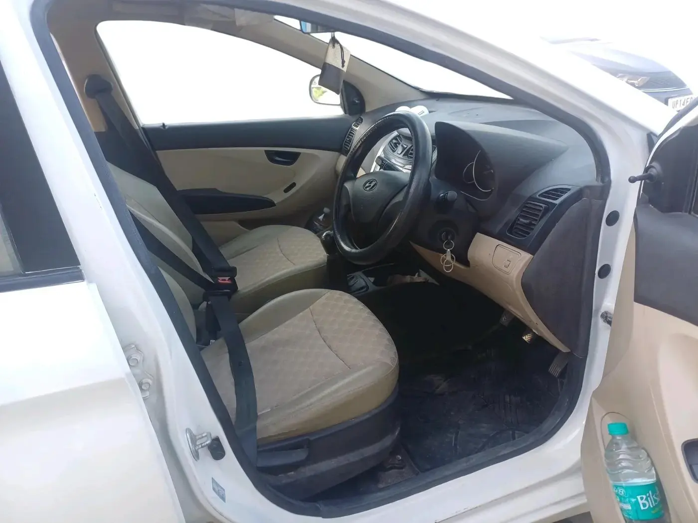 2018 Hyundai Eon MAGNA +, Petrol, Manual, 20,653 km, interior