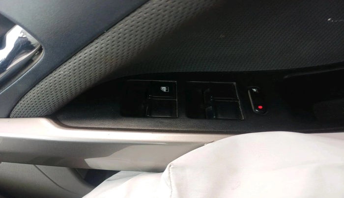 2019 Tata NEXON XZ PLUS DIESEL, Diesel, Manual, 1,13,895 km, interior