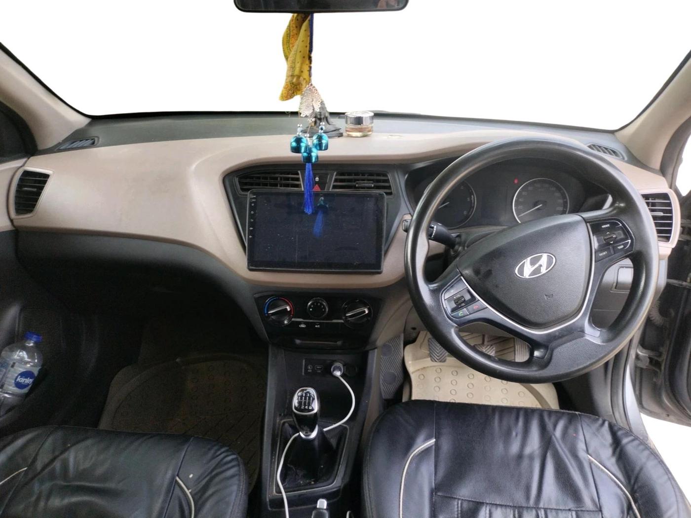 2015 Hyundai Elite i20 MAGNA 1.4 CRDI, Diesel, Manual, 81,098 km, interior