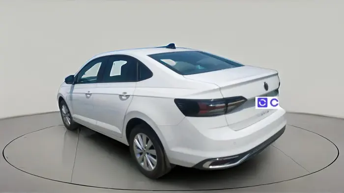 2025 Volkswagen VIRTUS Highline Plus 1.0 TSI MT, Petrol, Manual, 1,858 km, exterior