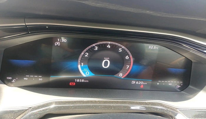 2025 Volkswagen VIRTUS Highline Plus 1.0 TSI MT, Petrol, Manual, 1,858 km, interior