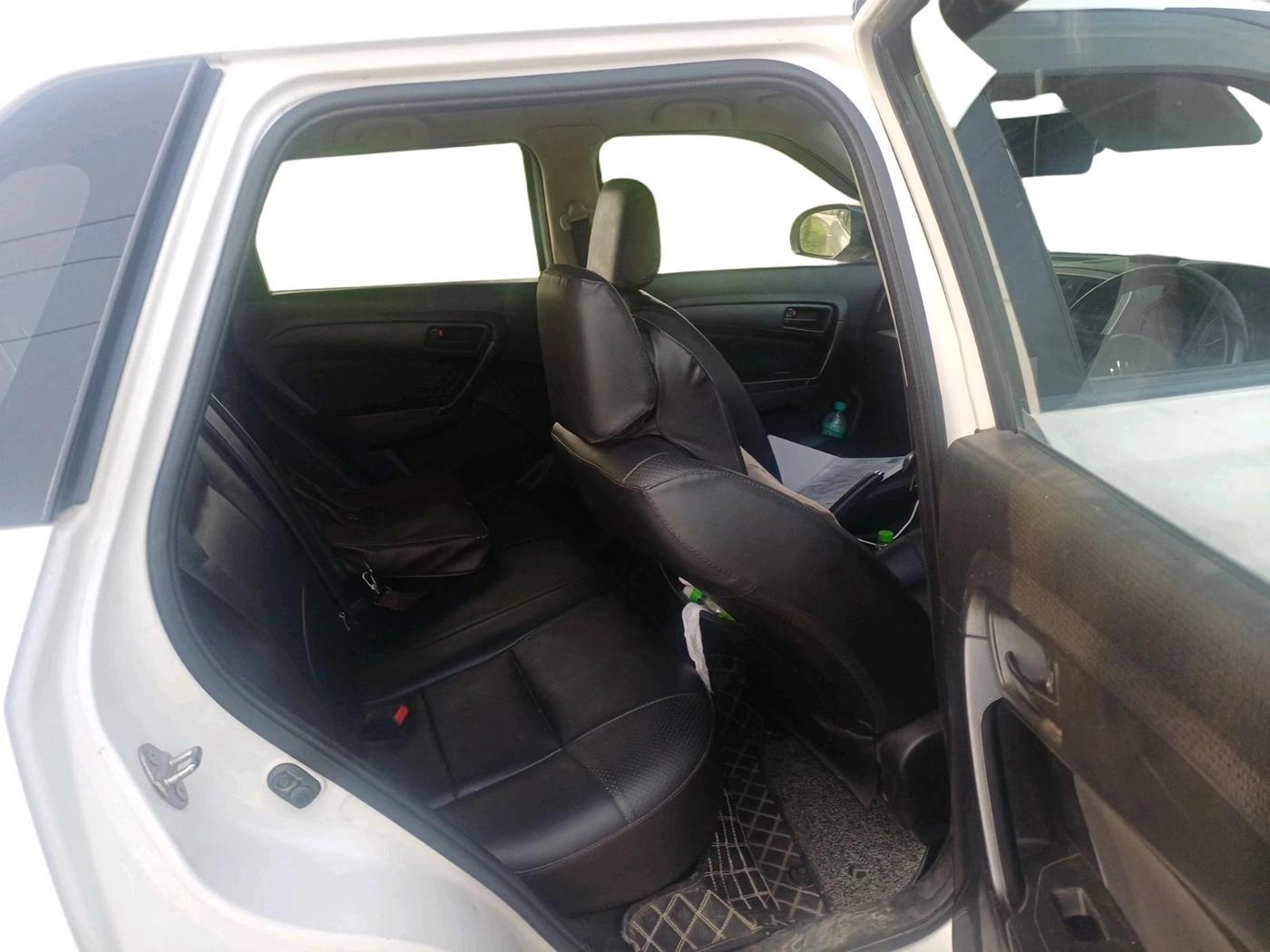 2019 Maruti Vitara Brezza VDI, Diesel, Manual, 1,07,381 km, interior