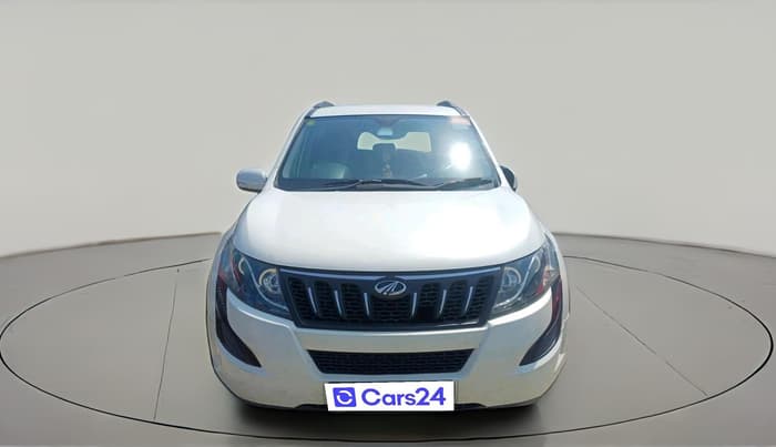 2017 Mahindra XUV500 W6, Diesel, Manual, 91,600 km, exterior