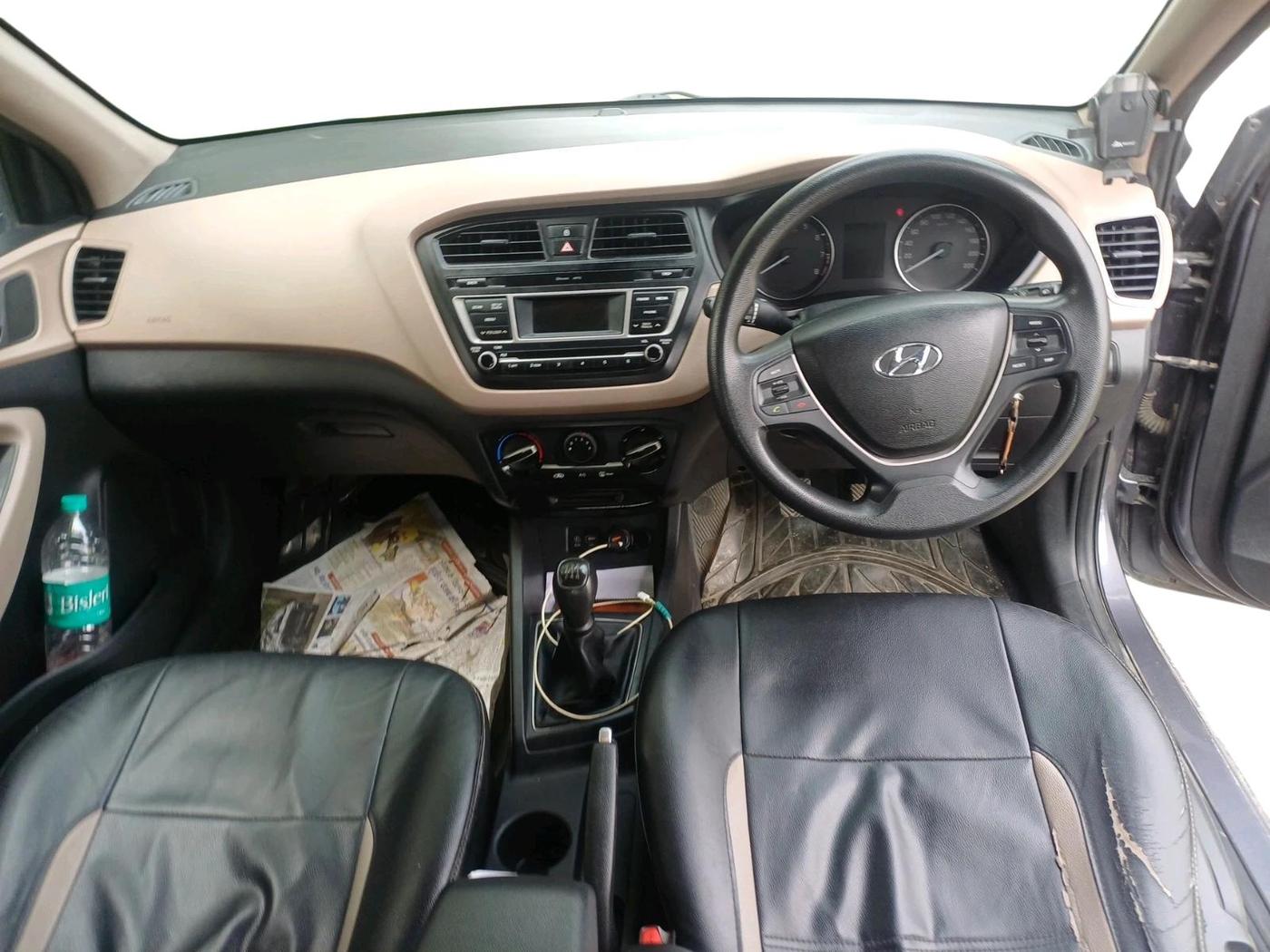 2017 Hyundai Elite i20 SPORTZ 1.2, Petrol, Manual, 61,663 km, interior