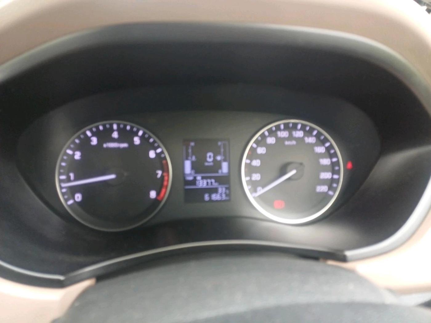 2017 Hyundai Elite i20 SPORTZ 1.2, Petrol, Manual, 61,663 km, interior