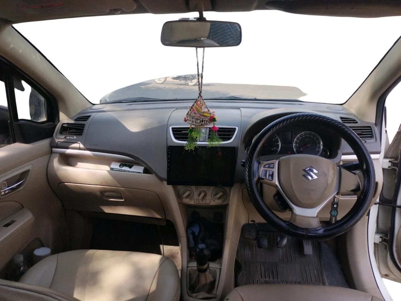 2016 Maruti Ertiga VXI CNG, CNG, Manual, 1,97,142 km, interior