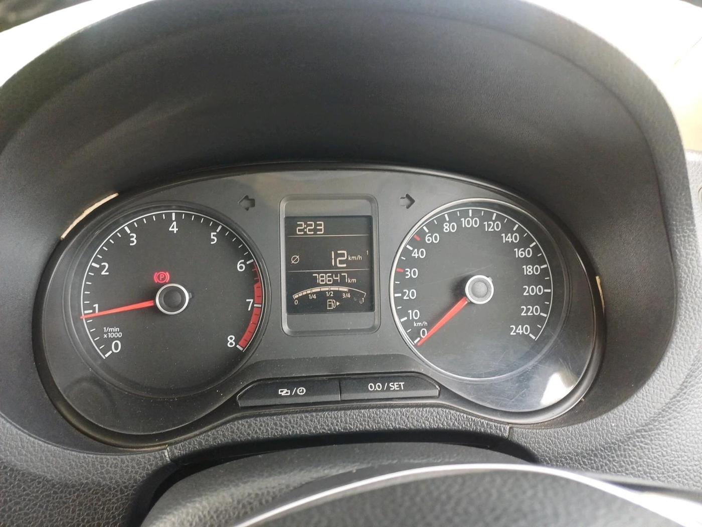 2017 Volkswagen Ameo HIGHLINE1.2L PLUS 16 ALLOY, Petrol, Manual, 78,647 km, interior