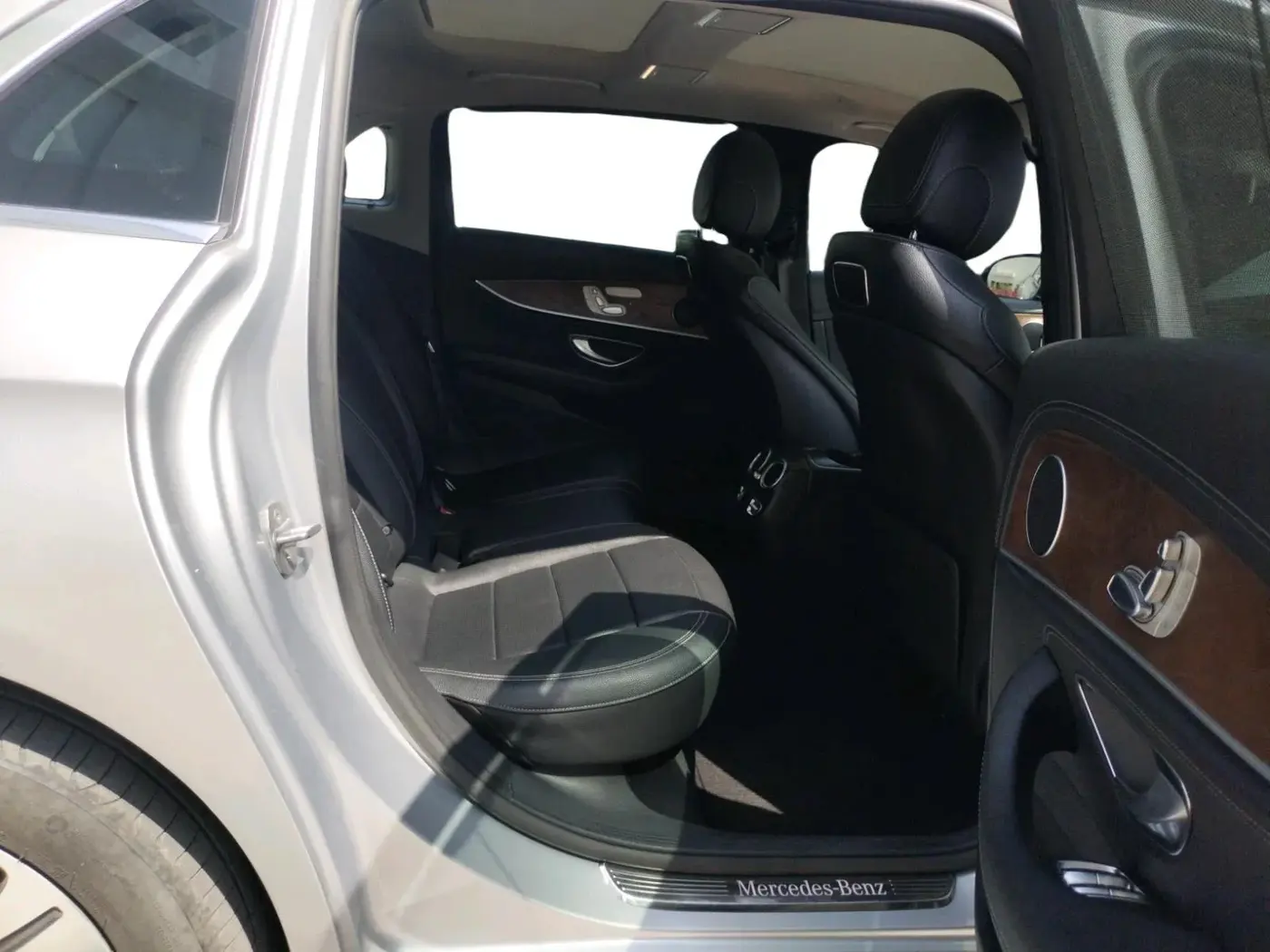 2018 Mercedes Benz E Class E 220 D, Diesel, Automatic, 1,17,208 km, interior