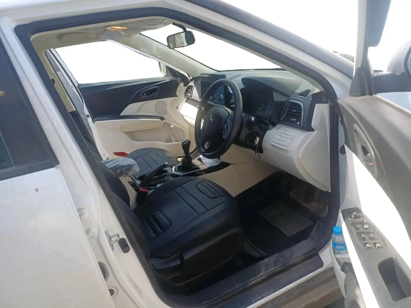 2025 Mahindra XUV 3XO MX3 1.2 L TCMPFi, Petrol, Manual, 8,919 km, interior