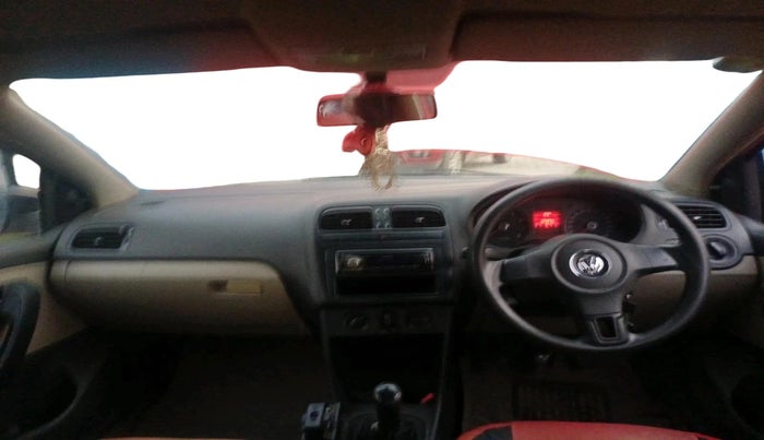 2011 Volkswagen Polo TRENDLINE 1.2L PETROL, Petrol, Manual, 1,54,253 km, interior