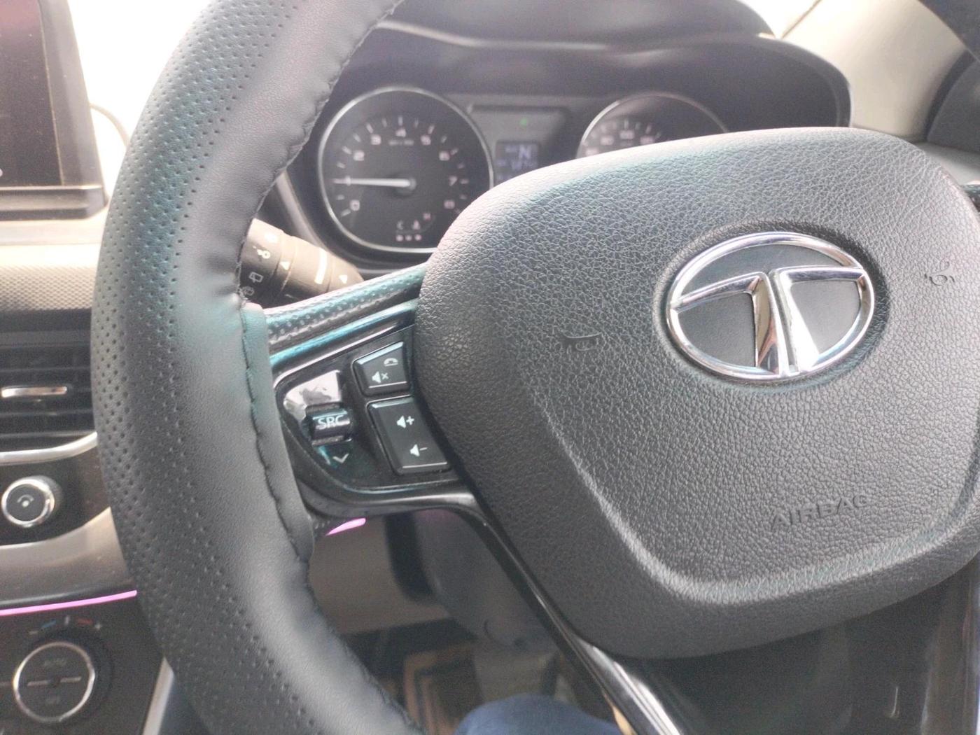 2018 Tata NEXON XZA PLUS PETROL DUAL TONE, Petrol, Automatic, 58,748 km, interior