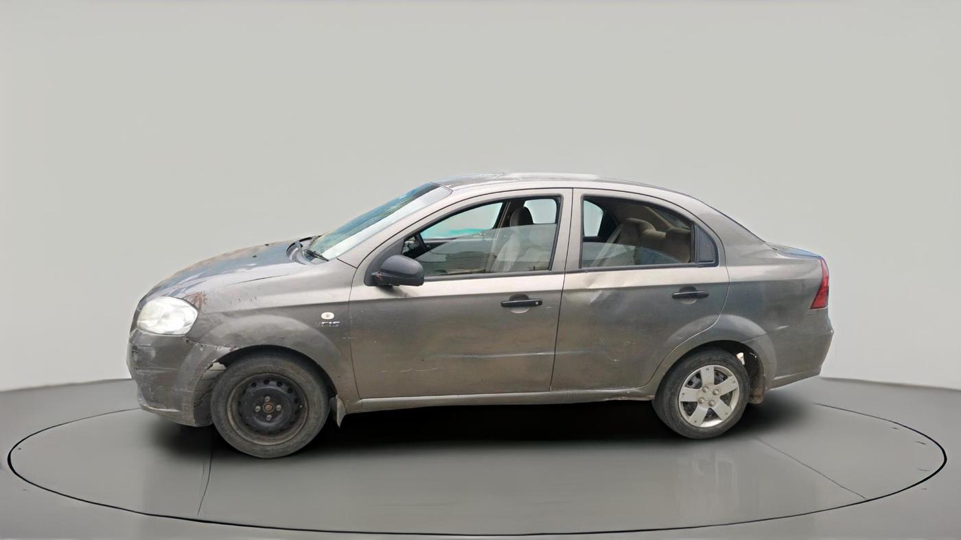2011 Chevrolet Aveo CNG 1.4, CNG, Manual, 1,37,162 km, exterior