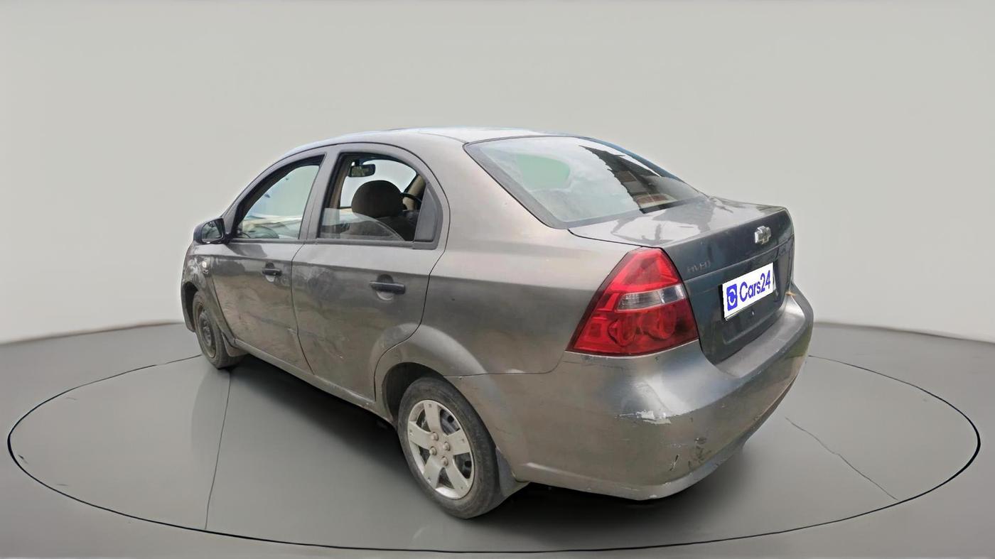 2011 Chevrolet Aveo CNG 1.4, CNG, Manual, 1,37,162 km, exterior