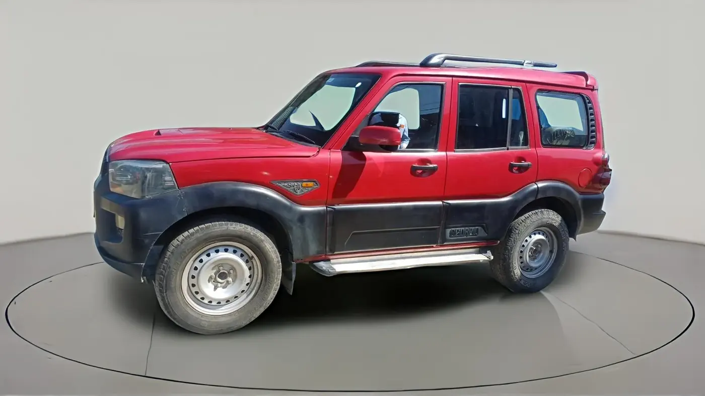 2017 Mahindra Scorpio S4 1.99 INTELLI-HYBRID, Diesel, Manual, 95,776 km, exterior