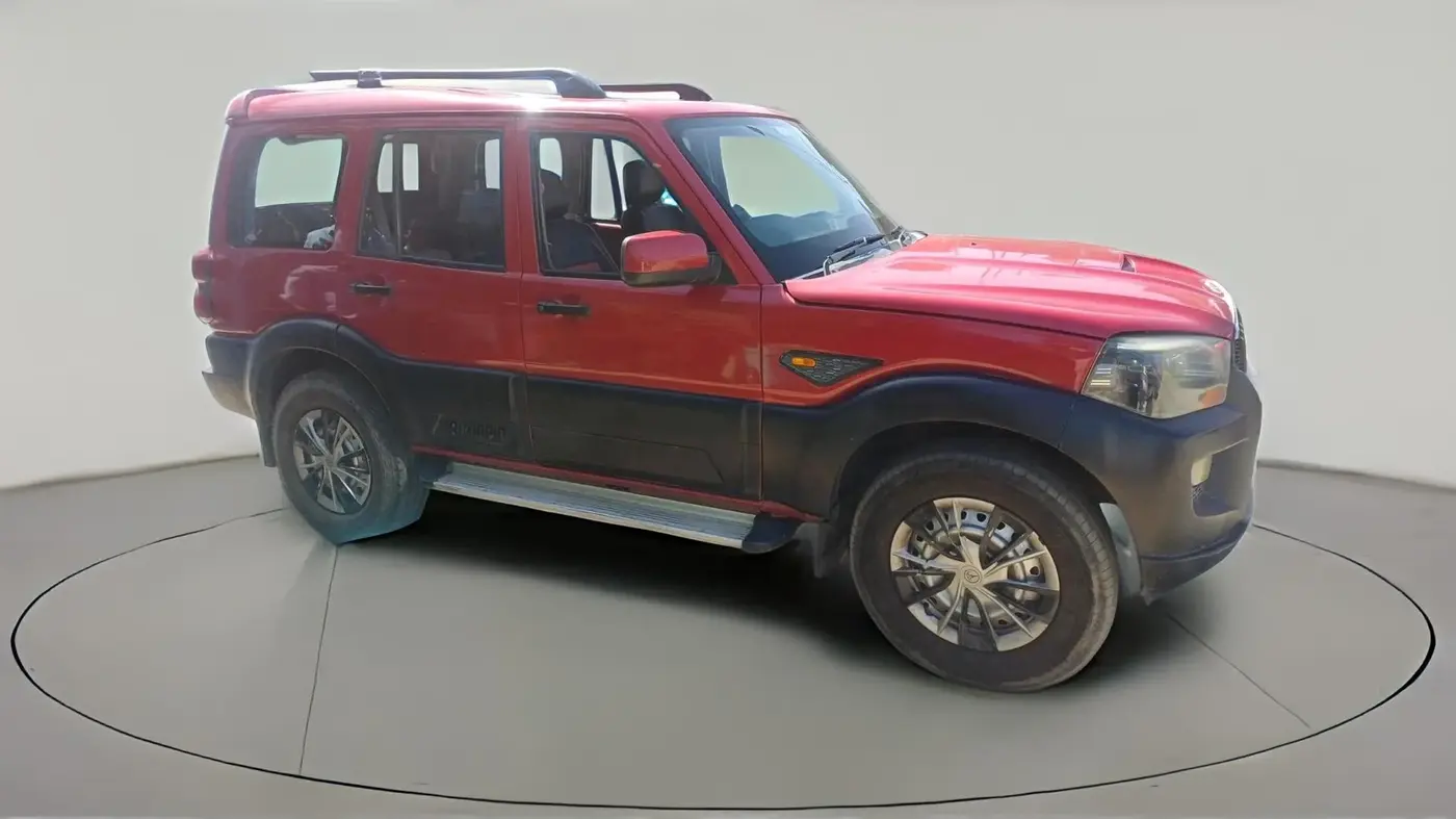 2017 Mahindra Scorpio S4 1.99 INTELLI-HYBRID, Diesel, Manual, 95,776 km, exterior
