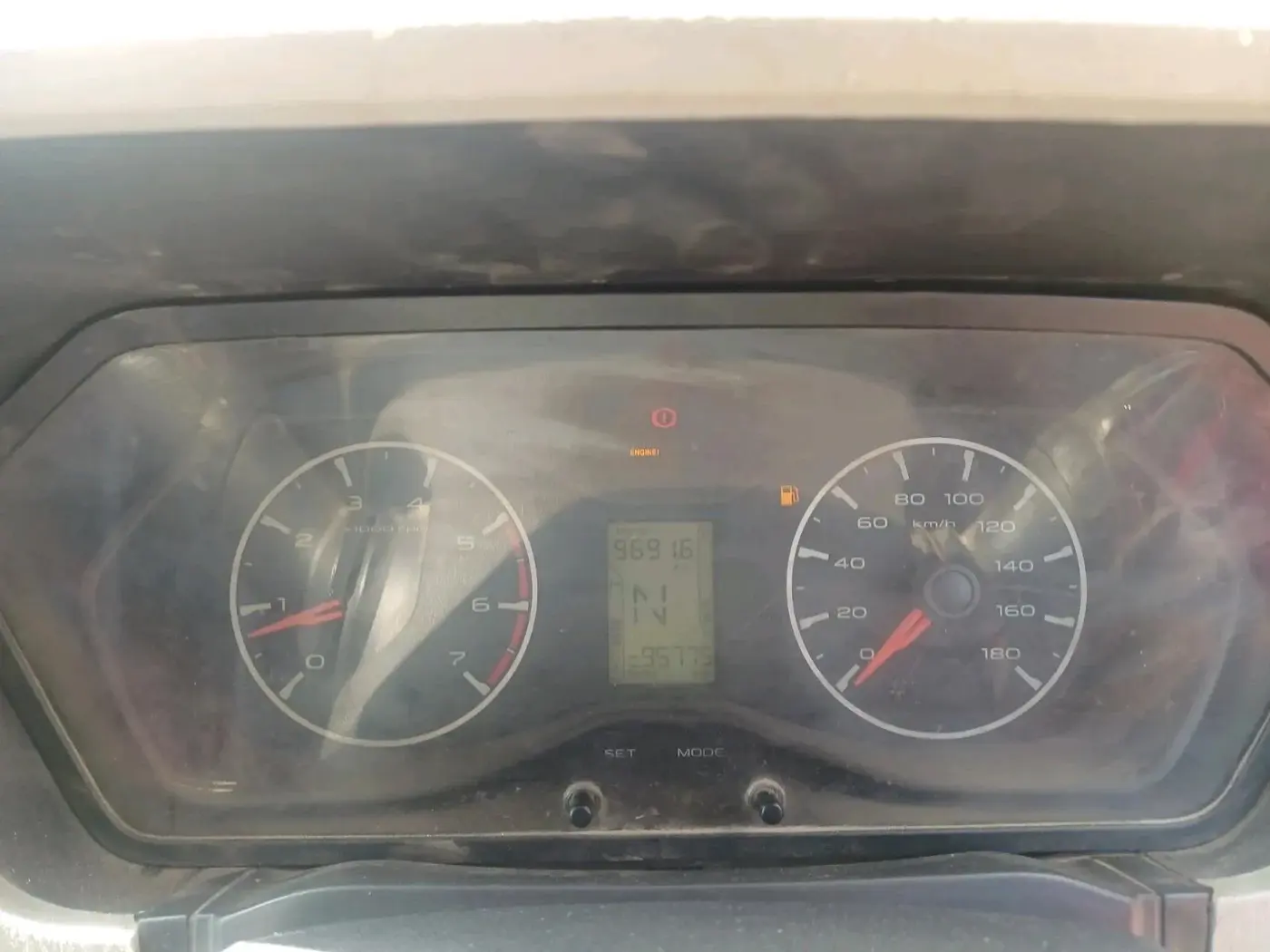 2017 Mahindra Scorpio S4 1.99 INTELLI-HYBRID, Diesel, Manual, 95,776 km, interior