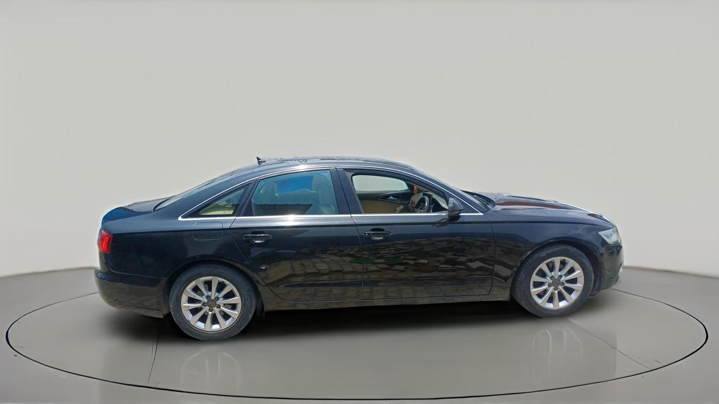 2015 Audi A6 35TDI PREMIUM, Diesel, Automatic, 2,01,926 km, exterior