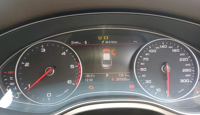 2015 Audi A6 35TDI PREMIUM, Diesel, Automatic, 2,01,926 km, interior