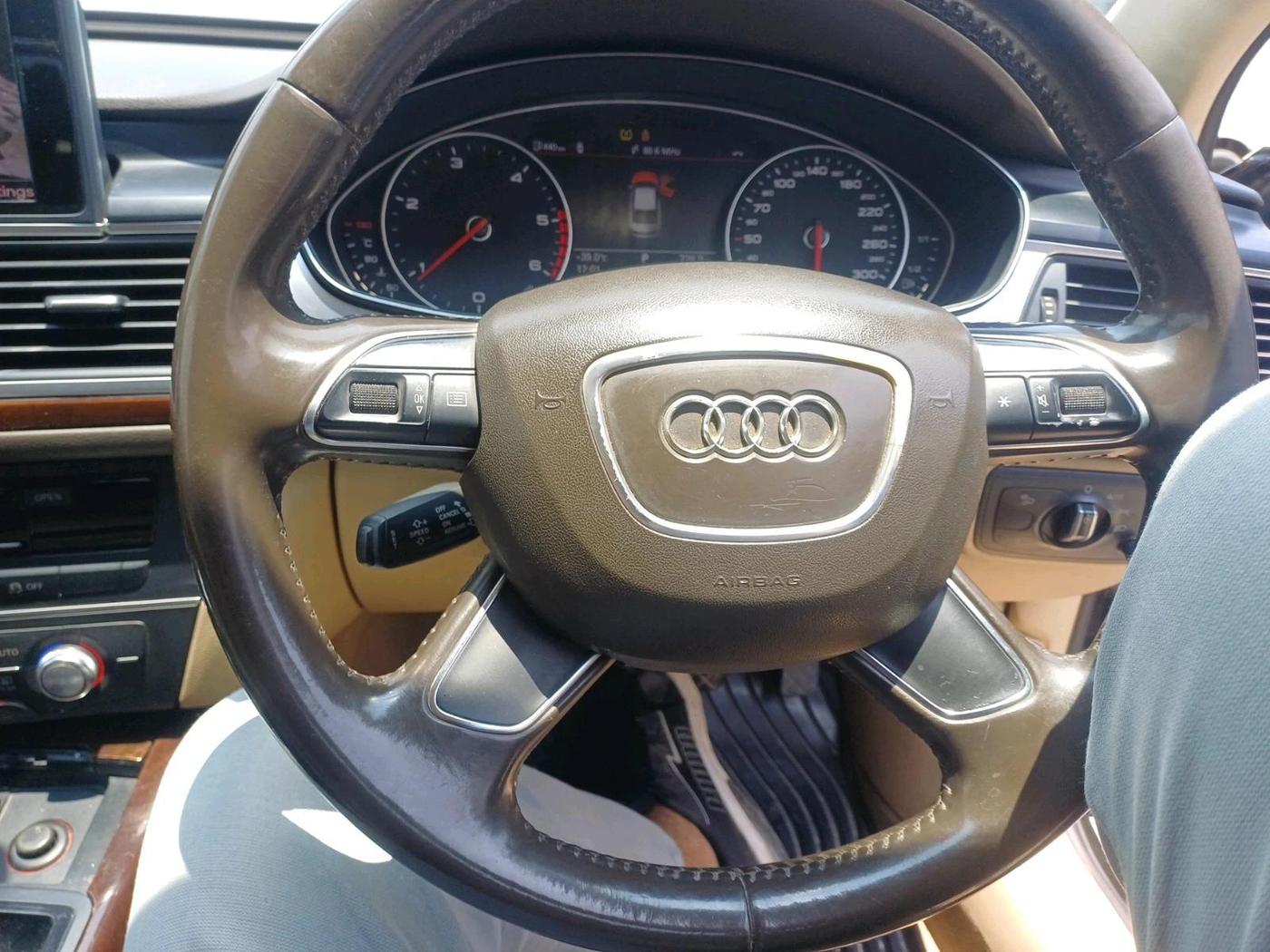 2015 Audi A6 35TDI PREMIUM, Diesel, Automatic, 2,01,926 km, interior