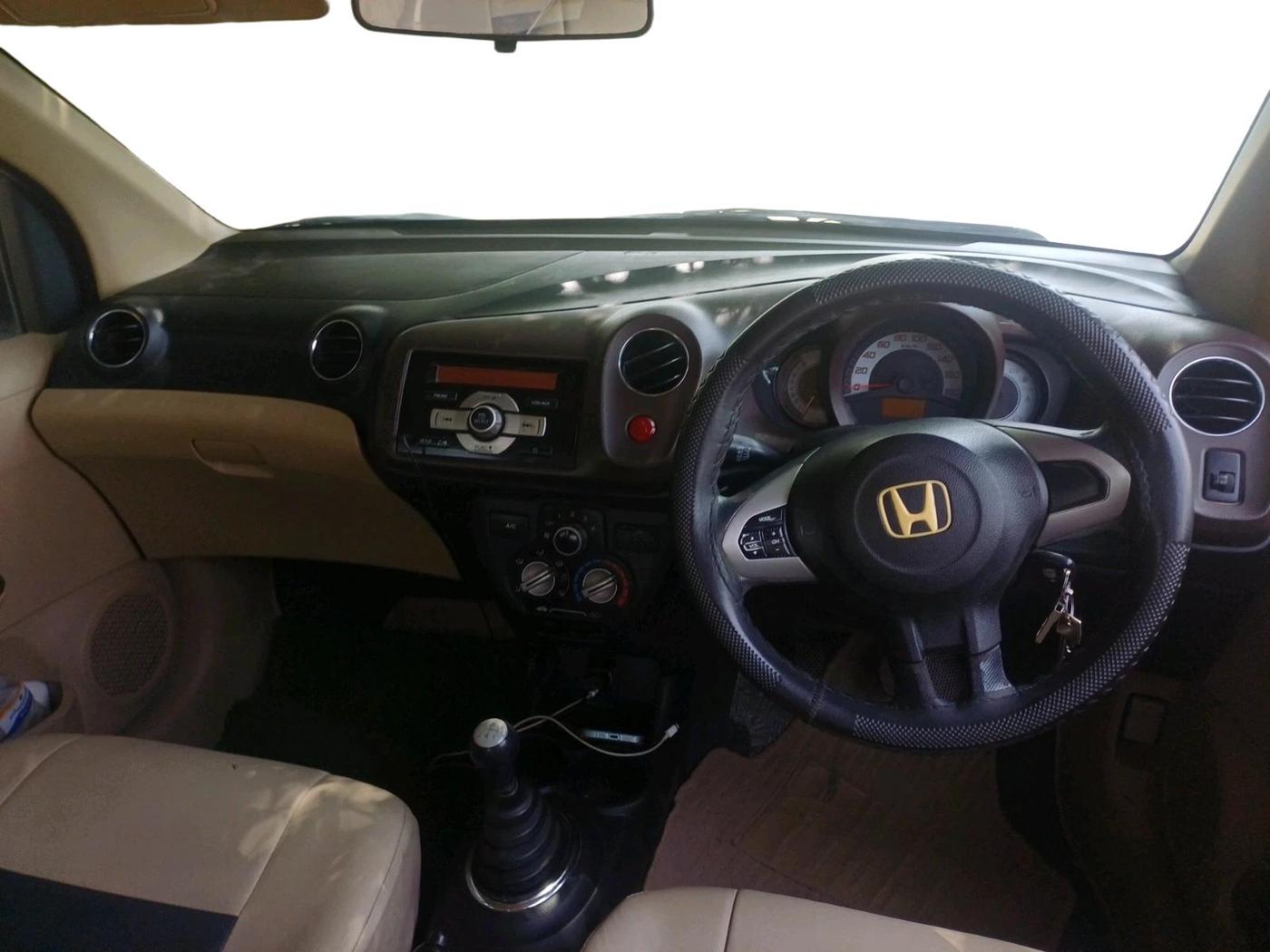 2013 Honda Brio S MT, Petrol, Manual, 63,196 km, interior