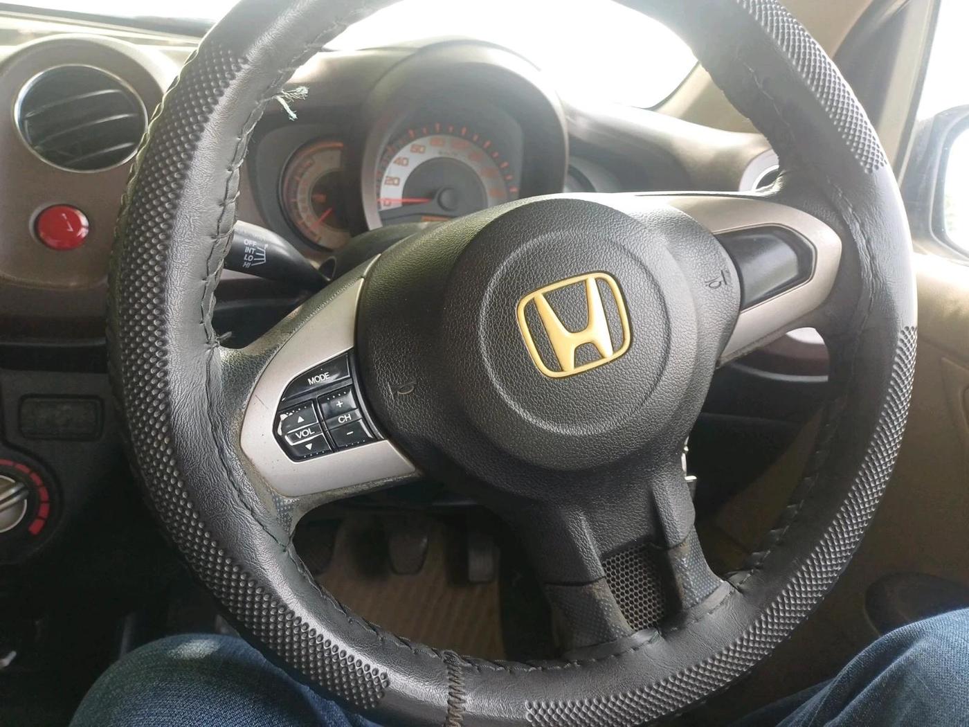 2013 Honda Brio S MT, Petrol, Manual, 63,196 km, interior