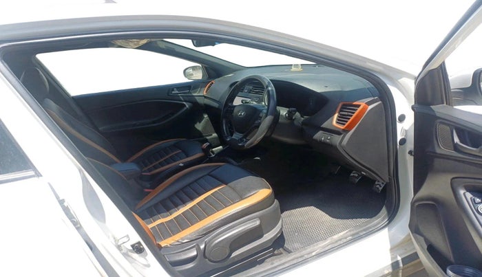 2016 Hyundai i20 Active 1.4 SX, Diesel, Manual, 53,664 km, interior