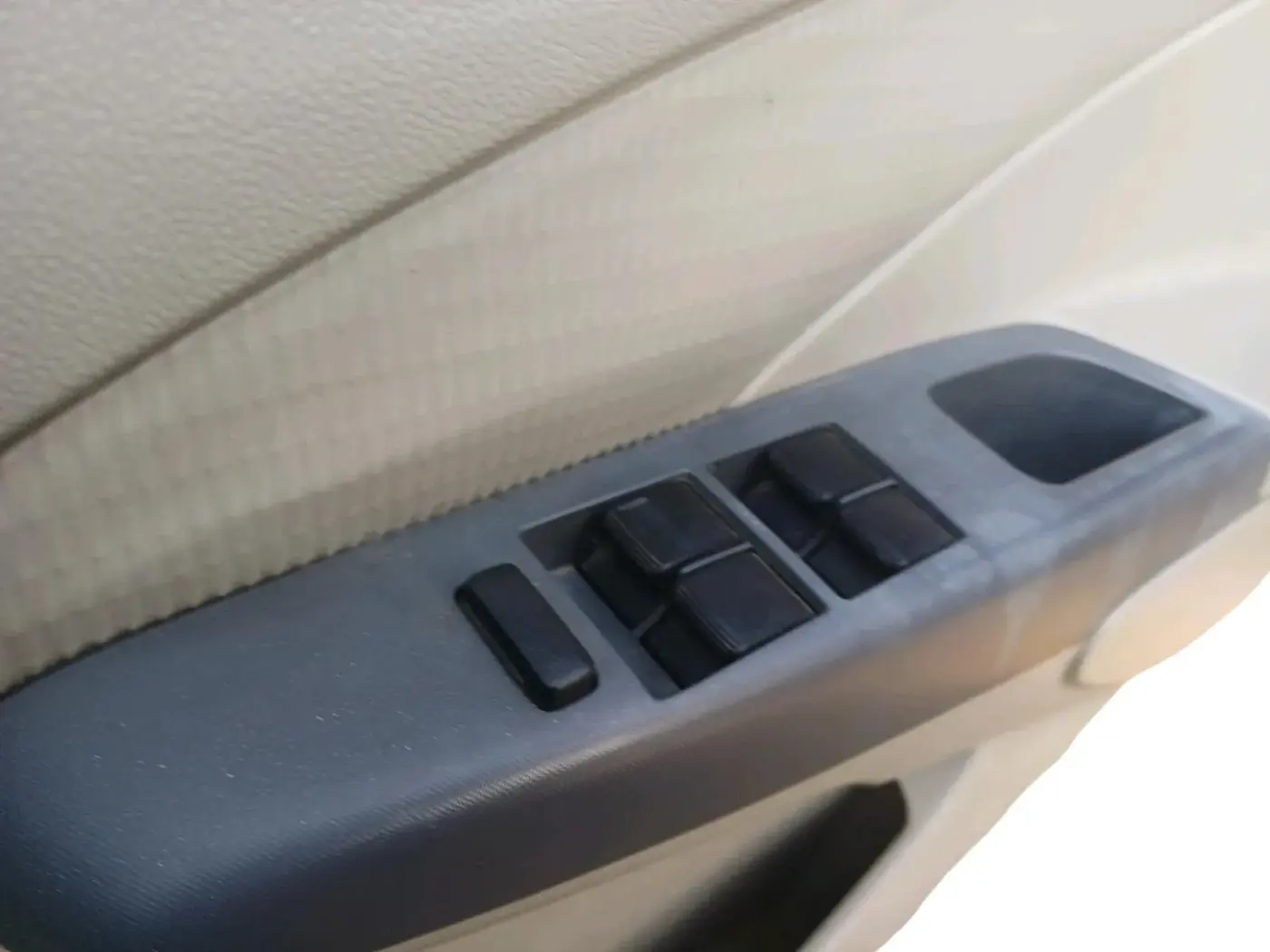 2013 Toyota Etios Liva GD, Diesel, Manual, 1,75,569 km, interior