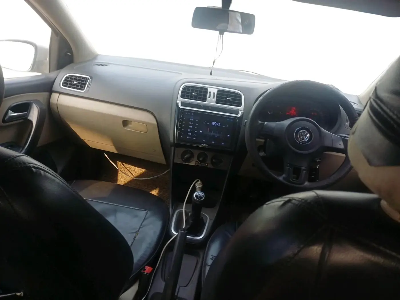 2011 Volkswagen Polo COMFORTLINE 1.2L, Diesel, Manual, 1,29,839 km, interior