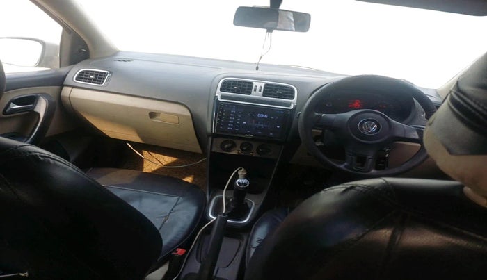 2011 Volkswagen Polo COMFORTLINE 1.2L, Diesel, Manual, 1,29,839 km, interior