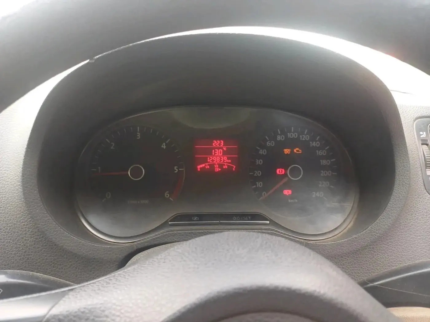 2011 Volkswagen Polo COMFORTLINE 1.2L, Diesel, Manual, 1,29,839 km, interior