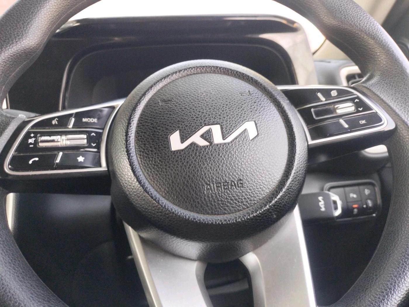 2024 KIA SONET HTK (O) 1.2 Petrol MT, CNG, Manual, 26,995 km, interior
